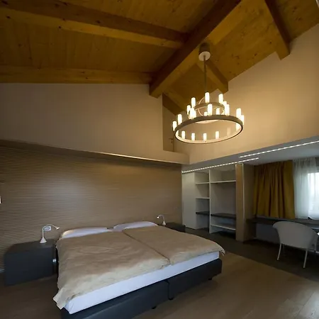 Casa Nelle Vigne * Castiglione Tinella